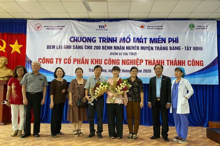 CHƯƠNG TRÌNH MỔ MẮT MIỄN PHÍ ĐEM LẠI ÁNH SÁNG CHO BỆNH NHÂN NGHÈO - Công Ty CP Khu Công Nghiệp Thành Thành Công (TTC IZ)