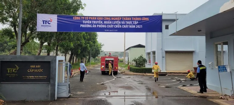 Công ty Cổ phần Khu công nghiệp Thành Thành Công đã phối hợp với Phòng Cảnh sát PCCC & CNCH Công an tỉnh Tây Ninh tổ chức triển khai tập huấn và thực tập phương án PCCC năm 2021 - Công Ty CP Khu Công Nghiệp Thành Thành Công (TTC IZ)