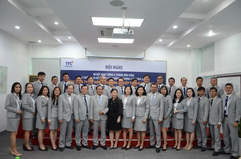 Hội nghị Sơ kết hoạt động 6 tháng đầu năm và triển khai kế hoạch hoạt động 6 tháng cuối năm 2022. - Công Ty CP Khu Công Nghiệp Thành Thành Công (TTC IZ)