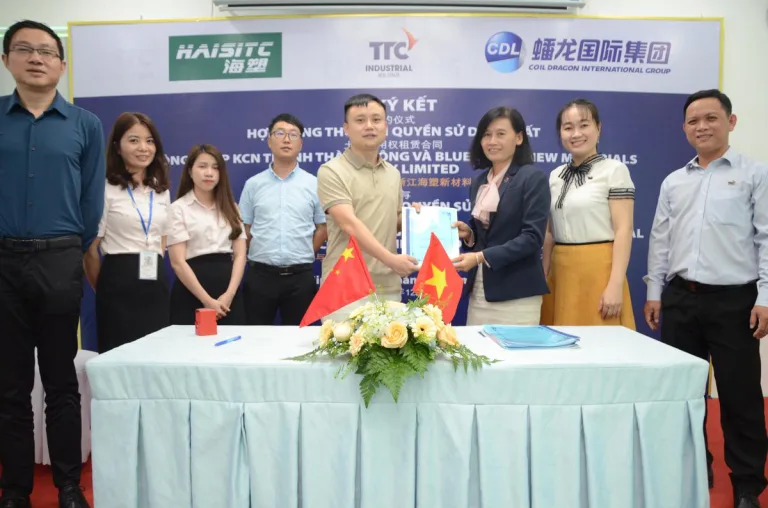 TTCIZ ký kết Hợp đồng và Biên bản ghi nhớ với Công ty Blue Ocean New Materials và CDL Mariwide International Logistics - Công Ty CP Khu Công Nghiệp Thành Thành Công (TTC IZ)