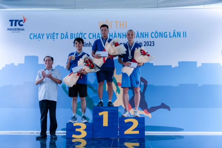 Tổng Công ty Bất động sản Công nghiệp Thành Thành Công đã tổ chức Hội thi chạy việt dã “Bước chạy Thành Thành Công” lần II năm 2023 - Công Ty CP Khu Công Nghiệp Thành Thành Công (TTC IZ)