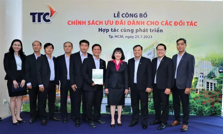 TTC Industrial Real Estate “bắt tay” chiến lược với các đối tác hàng đầu - Công Ty CP Khu Công Nghiệp Thành Thành Công (TTC IZ)