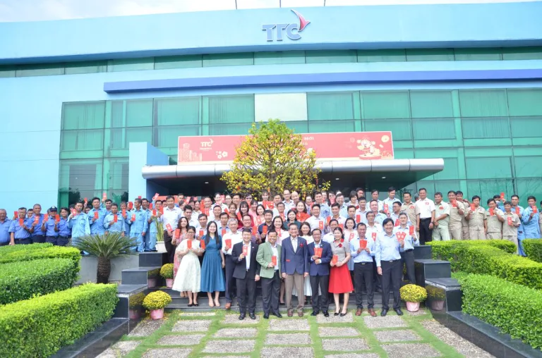 Mừng Tân niên - Xuân Giáp Thìn 2024 - Công Ty CP Khu Công Nghiệp Thành Thành Công (TTC IZ)