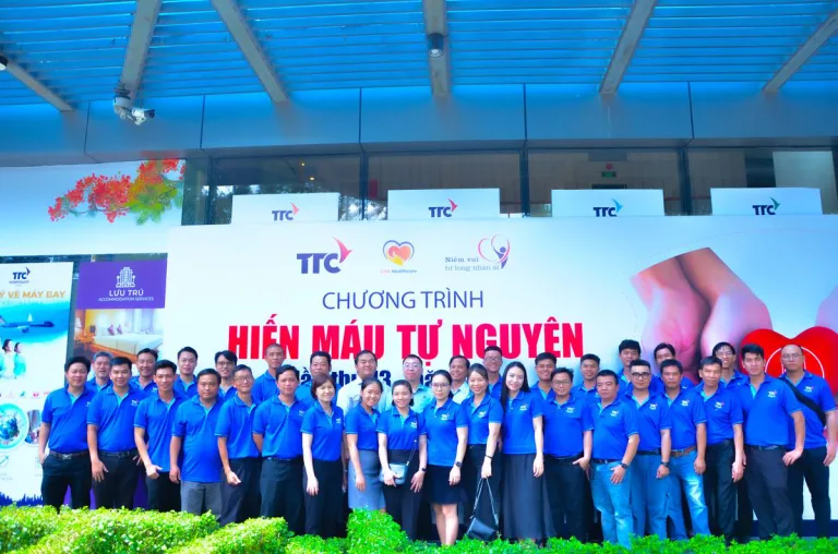 LAN TỎA HÀNH TRÌNH “NIỀM VUI TỪ LÒNG NHÂN ÁI” LẦN THỨ 13 - Công Ty CP Khu Công Nghiệp Thành Thành Công (TTC IZ)