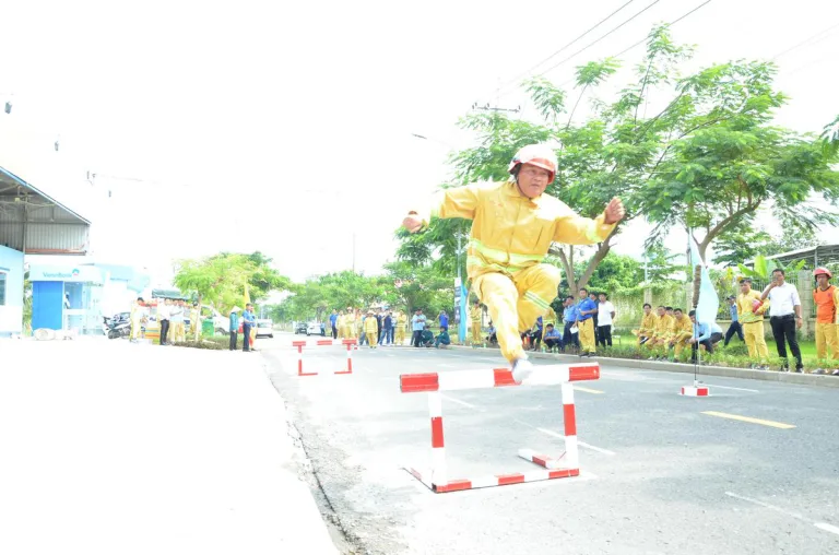 HỘI THAO PHÒNG CHÁY CHỮA CHÁY (PCCC) TỔNG CÔNG TY BẤT ĐỘNG SẢN CÔNG NGHIỆP THÀNH THÀNH CÔNG MỞ RỘNG NĂM 2024 - Công Ty CP Khu Công Nghiệp Thành Thành Công (TTC IZ)