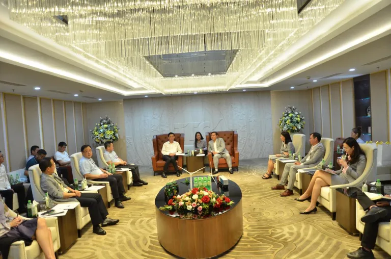 TTC IR ĐÓN TIẾP ỦY BAN NHÂN DÂN THÀNH PHỐ WUHU TẠI THÀNH PHỐ HỒ CHÍ MINH - Công Ty CP Khu Công Nghiệp Thành Thành Công (TTC IZ)