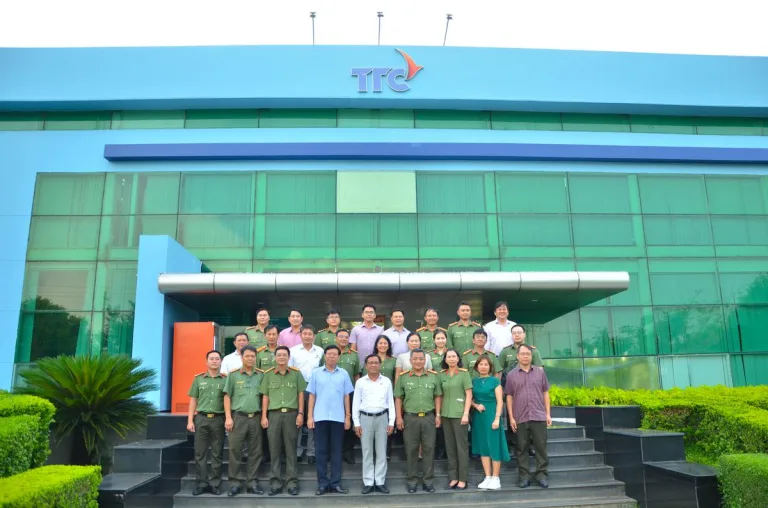 [TÂY NINH, NGÀY 09/05/2025] – KHU CÔNG NGHIỆP THÀNH THÀNH CÔNG ĐÓN TIẾP ĐOÀN CÔNG TÁC CÔNG AN TỈNH TÂY NINH VÀ TRƯỜNG ĐẠI HỌC AN NINH NHÂN DÂN: THẮT CHẶT HỢP TÁC VÌ AN NINH VÀ PHÁT TRIỂN BỀN VỮNG - Công Ty CP Khu Công Nghiệp Thành Thành Công (TTC IZ)