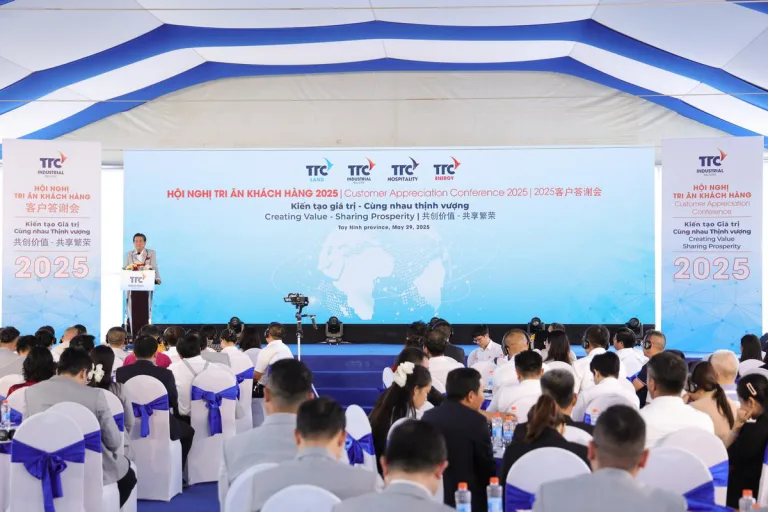 TTC IZ NÂNG TẦM VỊ THẾ QUA SỰ KIỆN TRI ÂN KHÁCH HÀNG 2025 - Công Ty CP Khu Công Nghiệp Thành Thành Công (TTC IZ)