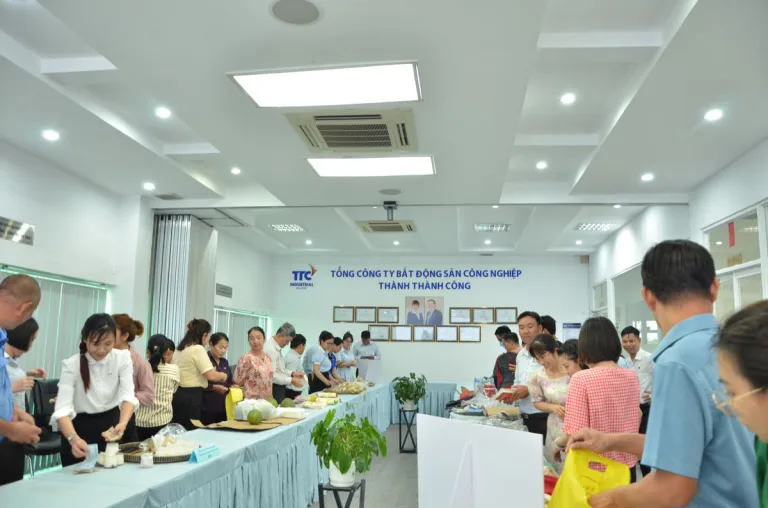 TTC IZ GARAGE SALE 2025 – CHO ĐI LÀ CÒN MÃI": VÌ CỘNG ĐỒNG PHÁT TRIỂN ĐỊA PHƯƠNG - Công Ty CP Khu Công Nghiệp Thành Thành Công (TTC IZ)