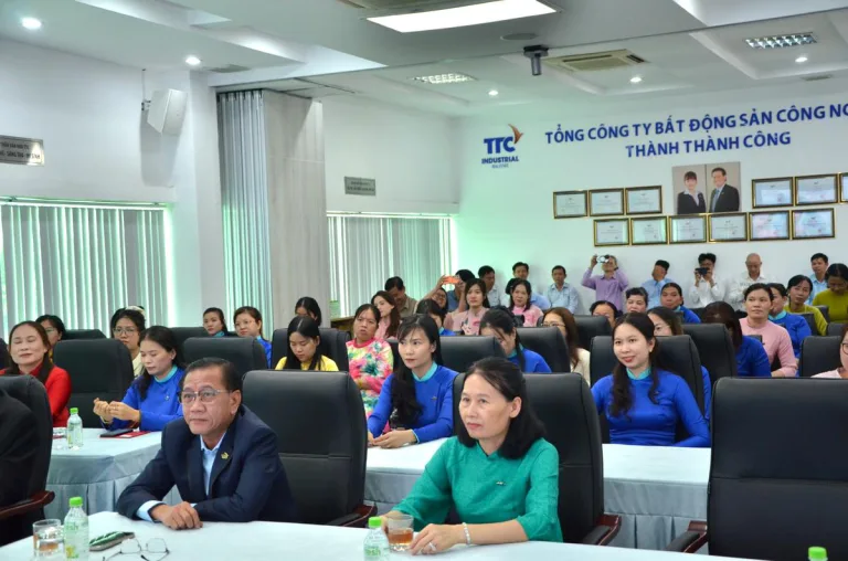 08/3 tại TTC IZ – Khi sự trân trọng trở thành nét đẹp văn hóa - Công Ty CP Khu Công Nghiệp Thành Thành Công (TTC IZ)